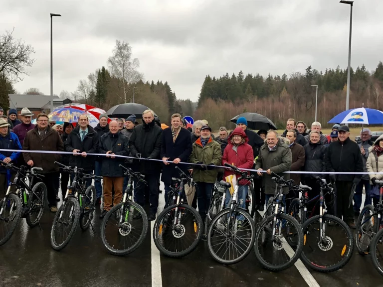 Radwegeröffnung in Zell