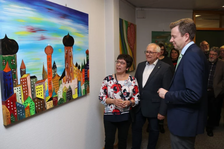 Leonor Hofmann stellt im Landratsamt aus