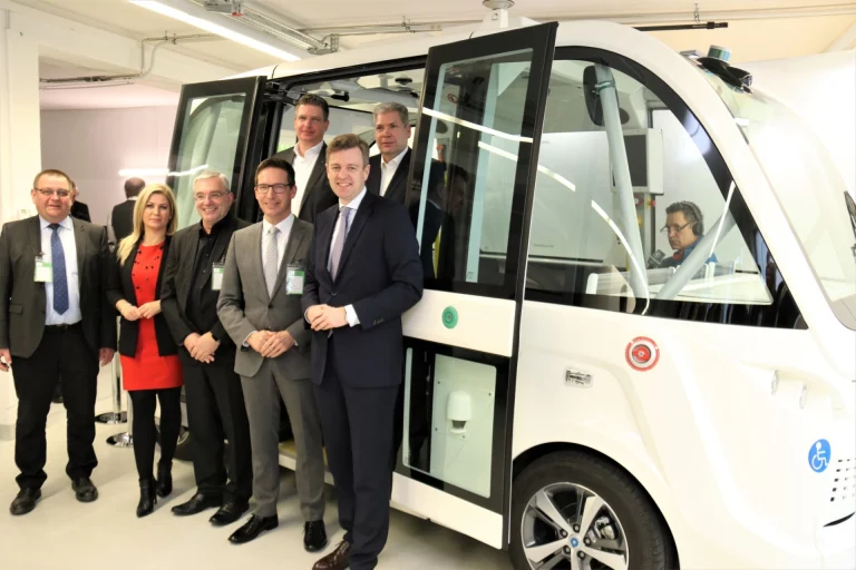 Erstes Shuttle für Modellregion präsentiert