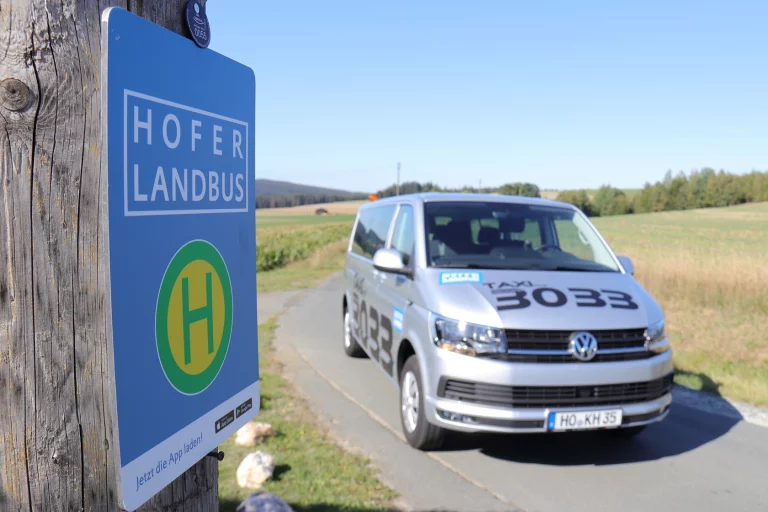 Aktueller Stand ÖPNV-Projekte des Landkreises: Hofer LandBus, VGN-Beitritt