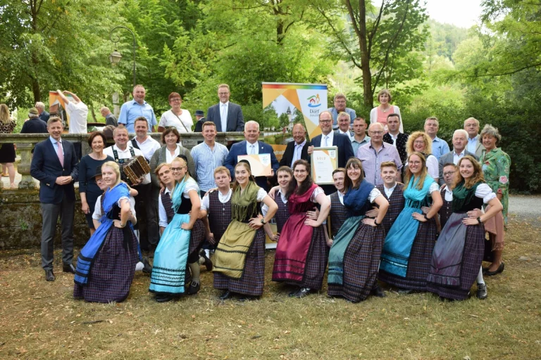 Zedtwitz holt Gold beim Landesentscheid „Unser Dorf hat Zukunft“