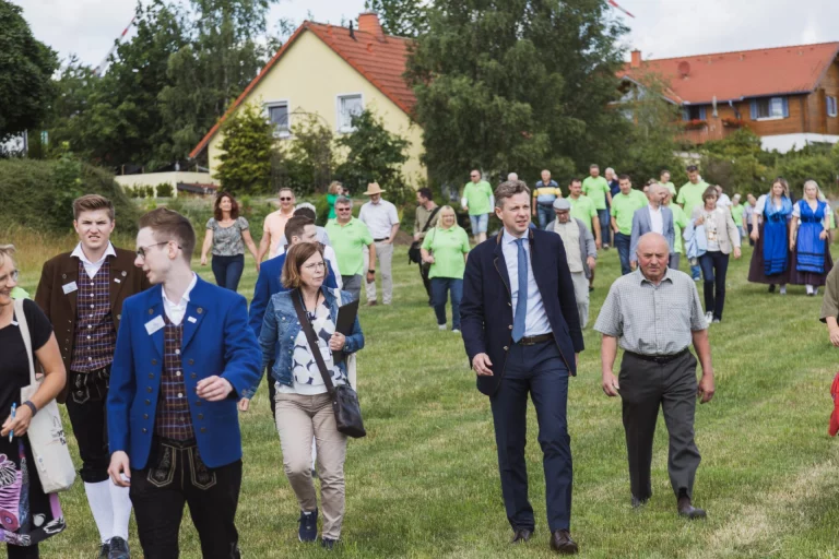Unser Dorf hat Zukunft: Daumen drücken für Zedtwitz!
