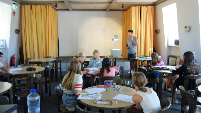 Ferienaktion der Jungen Kunstschule Landkreis Hof: Comic Workshop für Kinder und Jugendliche
