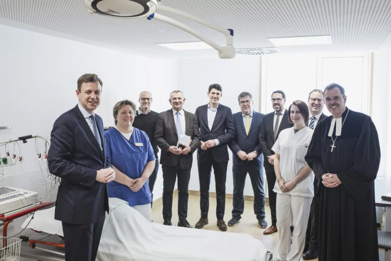 Einweihung eines weiteren Bauabschnittes der Kliniken Hochfranken in Naila