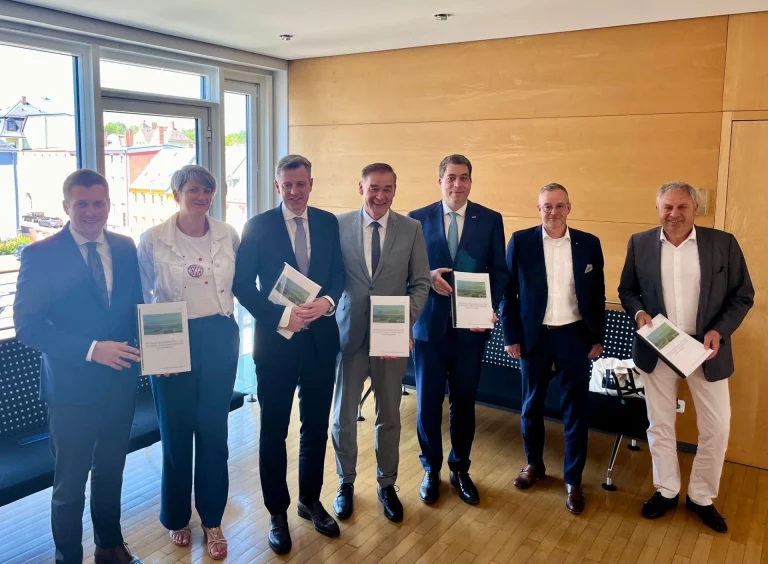 Grüner und kostengünstiger Strom aus der Region für die Region: Unternehmen, Kommunen und Bürger sollen profitieren