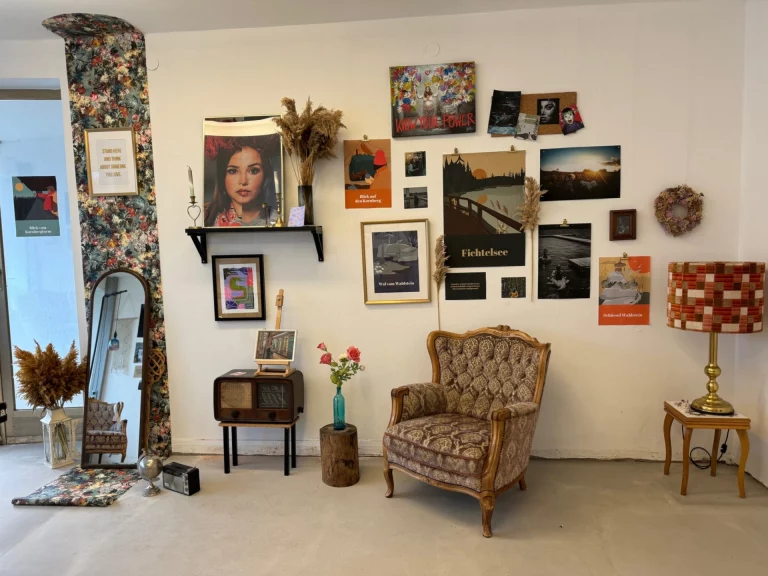 Helmbrechts: Ausstellung regionaler Künstlerinnen im Pop-Up-Store UNIQUE