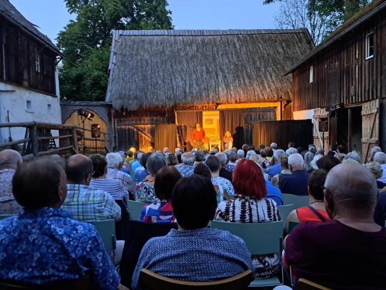 Fränkischer Theatersommer in Kleinlosnitz