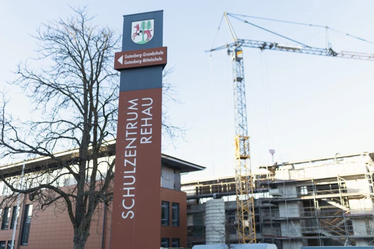 Richtfest für den Bauteil H des Schulzentrums Rehau