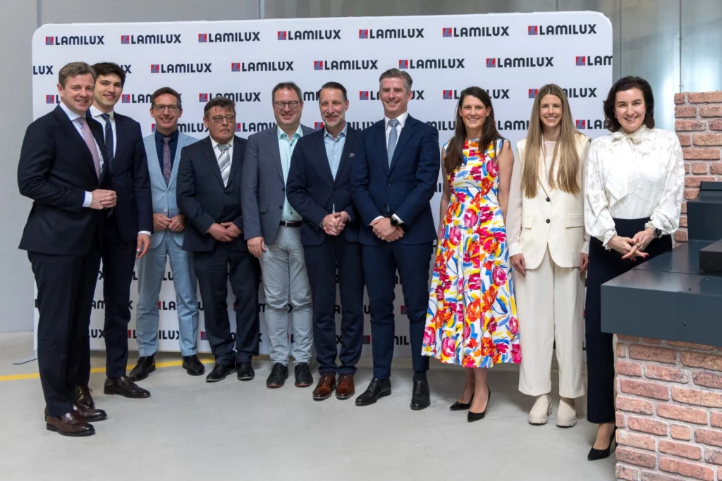 LAMILUX eröffnet neues Werk im Automobilzuliefererpark Hof