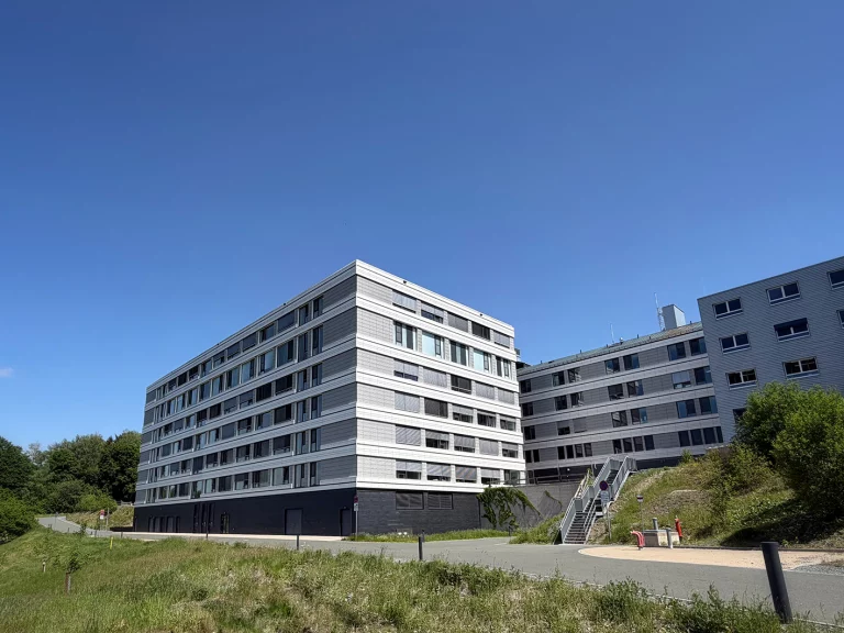 Landkreis Hof bringt dritten Bauabschnitt der Klinik Naila auf den Weg
